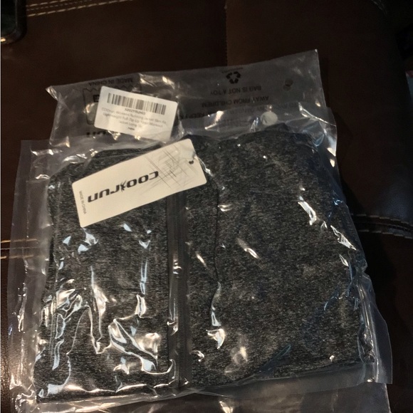 Coorun women’s running jacket,slim fit, lightweight,full zip, yoga,med - Picture 3 of 4